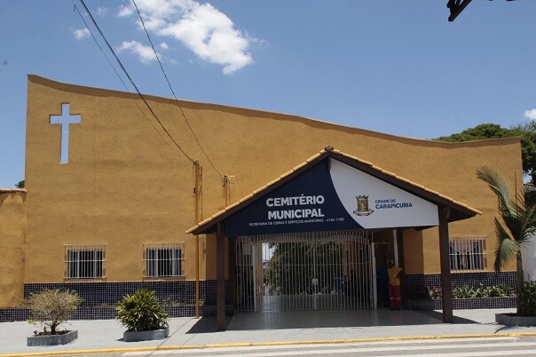 Cemitério municipal.jpg