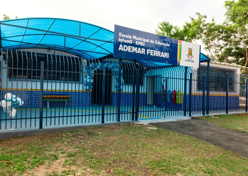 prefeitura-realiza-a-entrega-da-reforma-da-escola-ademar-ferrari