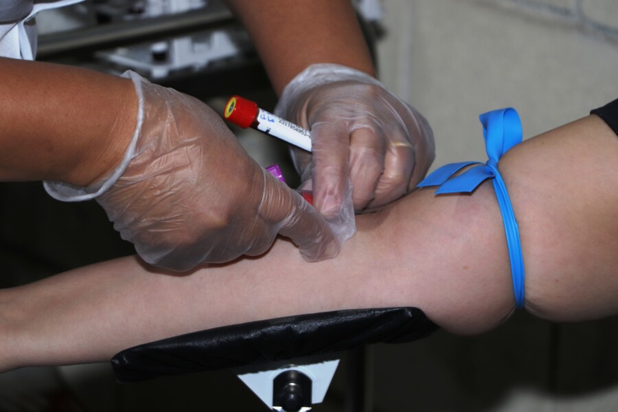 prefeitura-de-carapicuiba-realiza-mais-de-2500-exames-de-sangue-em-mutirao