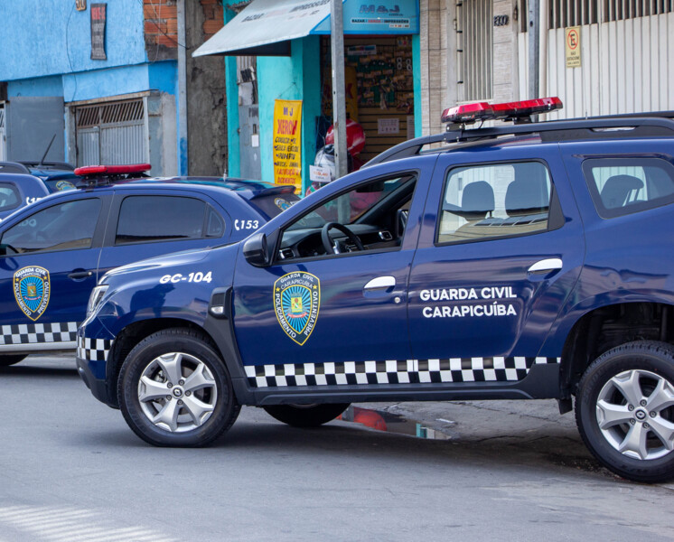guarda-civil-de-carapicuiba-prende-dois-individuos-que-praticavam-roubos-na-cidade