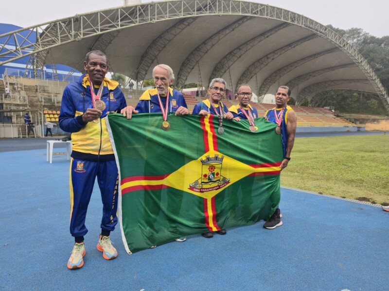 carapicuiba-se-destaca-nos-jogos-da-melhor-idade-2025-com-medalhas-na-natacao-e-atletismo