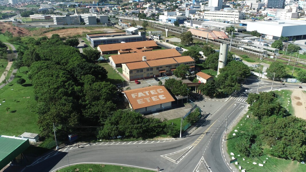 fatec-carapicuiba-sedia-o-16-congresso-de-logistica-com-apoio-da-prefeitura