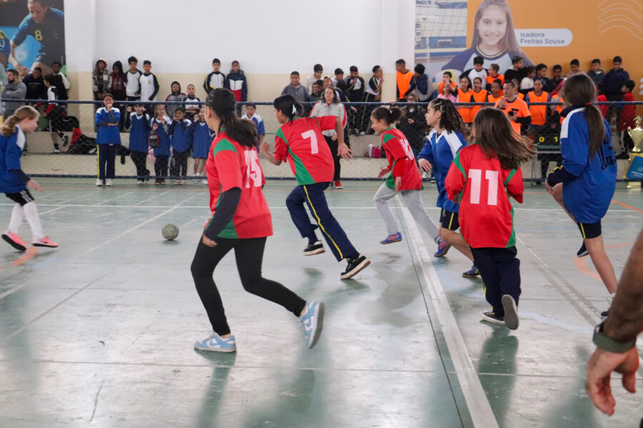 6-campeonato-de-futsal-das-emefs-esta-sendo-realizado-no-ceeac-planalto