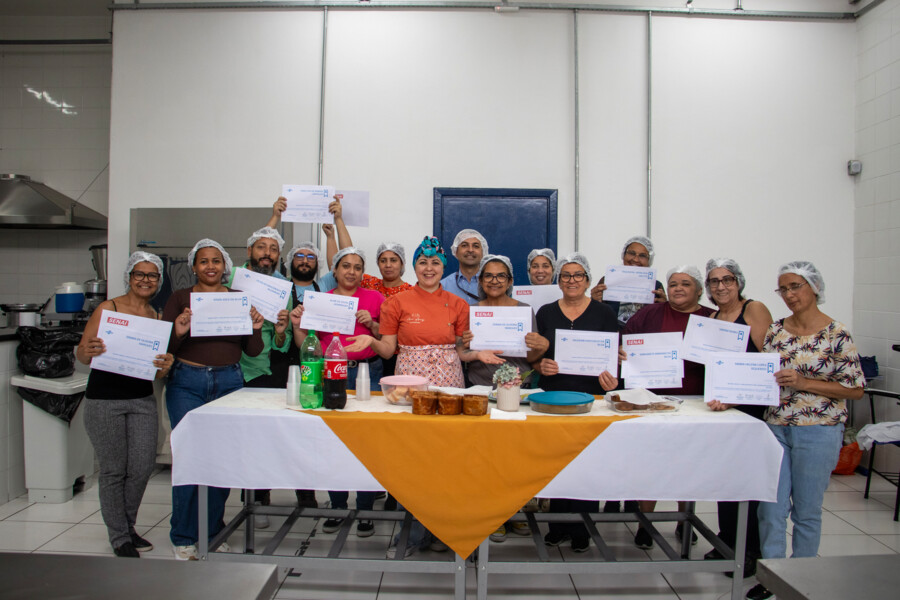 sebrae-e-senai-realizam-cursos-de-confeitaria-e-geracao-de-renda-em-carapicuiba
