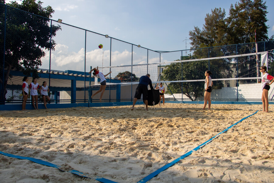 nova-modalidade-prefeitura-de-carapicuiba-abre-inscricoes-para-volei-de-areia