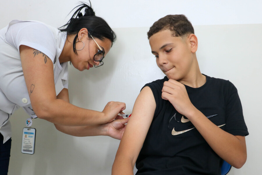 prefeitura-realiza-dia-d-de-multivacinacao-neste-sabado-22-em-cinco-unidades-de-saude