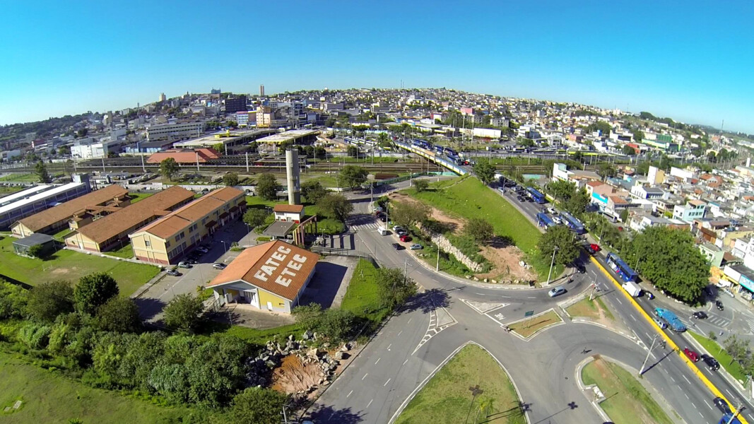 fatec-de-carapicuiba-oferece-mais-de-200-vagas-em-cursos-de-graduacao-gratuitos-para-o-1-semestre-de-2027